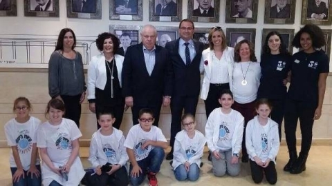 חינוך ומדע - תמונה 9 - imgi_67_דליות ביקור בכנסת יריד נתינה