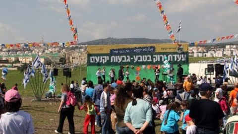 צעדות יקנעם - תמונה 61 - imgi_126_tsaada_2007_14