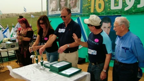 צעדות יקנעם - תמונה 71 - imgi_164_tsaada_2008_36