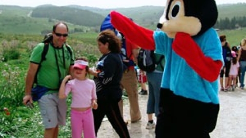 צעדות יקנעם - תמונה 100 - imgi_169_tsaada_2008_40