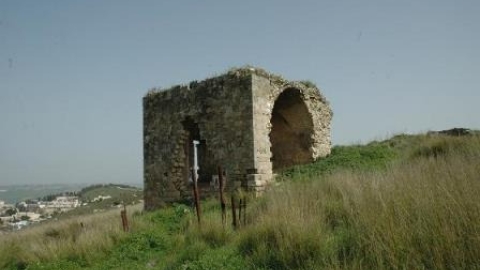 תל יקנעם - תמונה 17 - imgi_50_han7